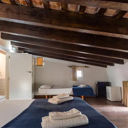 Апартаменты Murillo Attic